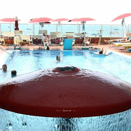 Vivas 4* Durrës