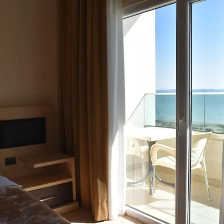 Vivas Hotel Durres