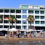 Vivas Hotel 4*