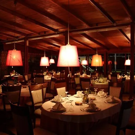 호텔 Vivas Durrës